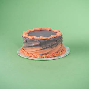 4 inch Mini Chocolate Cake with Vanilla Buttercream