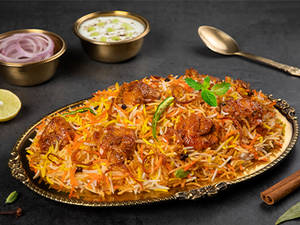 Chicken Boneless Dum Biryani -1 Kg (Serves 2-3)