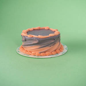 4 inch Mini Vanilla Cake with Vanilla Buttercream
