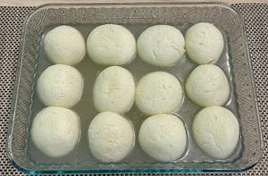 Rasgulla ( 12 Pcs. ) Gift Box
