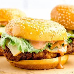 Crispy chicken burger