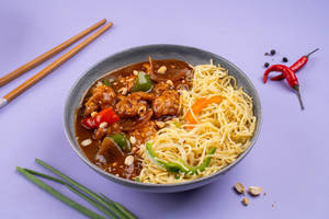 Auntie's Special Noodles With Saucy Kung Pao Chicken (sauce)