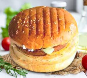 Veggie Chilli Grilled Burger