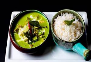 Thai Green Curry With Steamed Rice                   