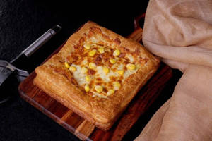 Cheese Corn Puffy Bread