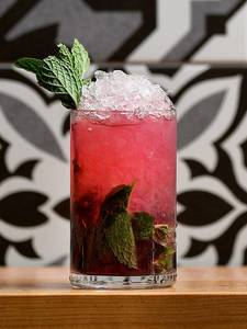 Hibiscus Mojito