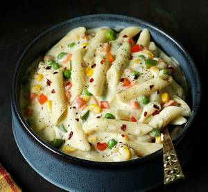 White Sauce Pasta