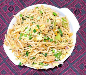 Veg Schezwan Noodles