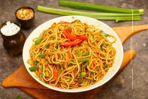 Veg Chilli Garlic Noodles