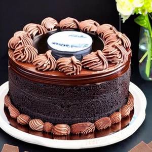 Triple Chocolate Cake (Eggless)
