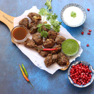 Kuttu Atta Pakodi With sweet Lassi