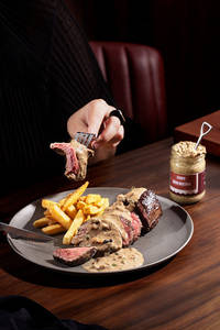 Steak And Frites (z)