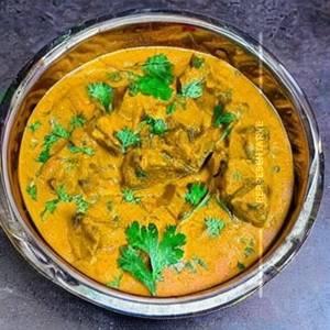 Kaju Korma 
