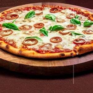13" Large Chicken Margherita Pizza