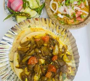 Onion Masala Kulche With Chole