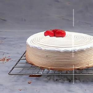 White Forest Cake [450 Gm]