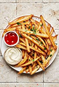 French fries with cheesey dip