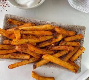Peri peri fries with cheesy dip
