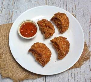 Paneer kurkure momos