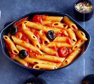 Red sauce pasta                                                            