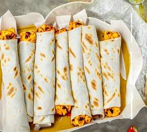Makhni Paneer Roll