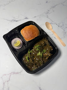 Chicken Cafreal + Choice Of Bread