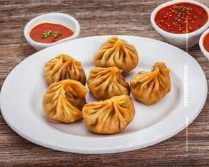 Veg fried momos