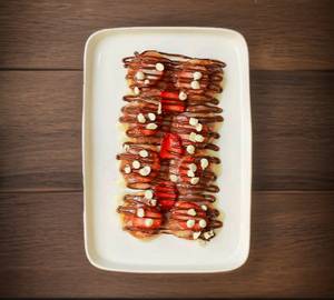 Strawberry cream che [pan cake]                                                 