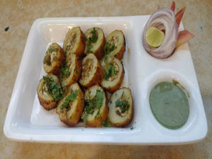 Tandoori Stuffed Aloo