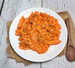 Red sauce pasta