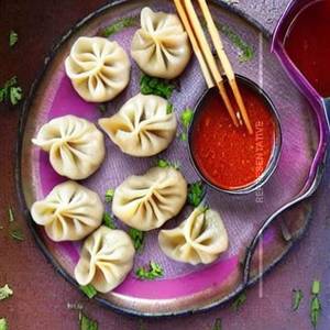Paneer gravy momos