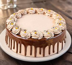 Crunchy chocolate cake