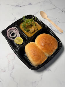 Chicken Xacuti + Choice Of Bread