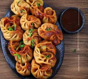 Veg gravy momos