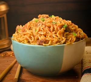 Gooey Chilli Cheese Crispy Chicken Maggi
