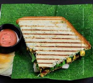 Tandoori paneer sandwich