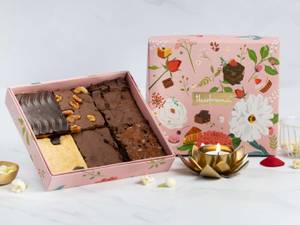 Assorted Brownies Gift Box [6 Pieces]