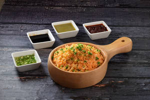 Burnt Garlic Paneer Fried Rice