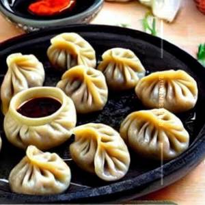 Mushroom steamed momos