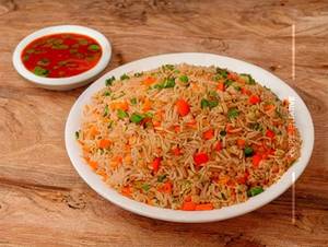 Schezwan Chicken Fried Rice Half