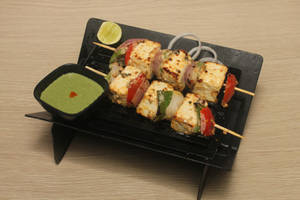 Achari Paneer Tikka [6Pcs]