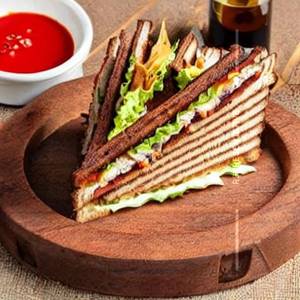 Beef Roasted Club Sandwich