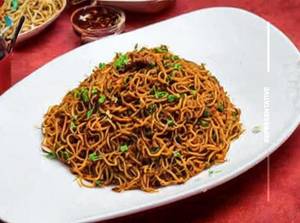 Schezwan mutton noodles