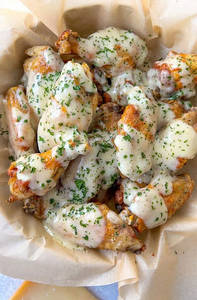 Garlic Parmesan Wings (8)