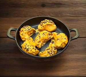 Dynamite creamy momos [6 pieces]