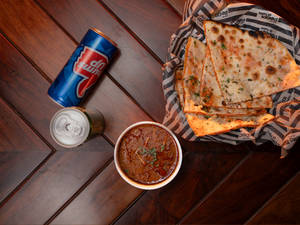 Mutton Keema Naan With Gravy