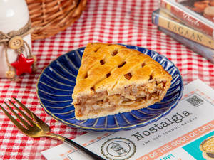 Apple & Cinnamon Pie