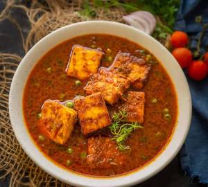 Matar Paneer