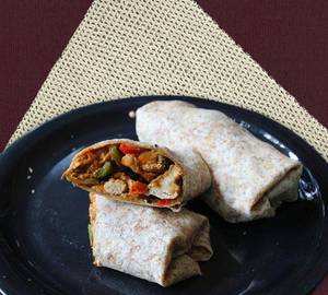 Tandoori chicken wraps