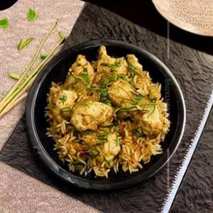 Dragon Shezwan Rice Chicken